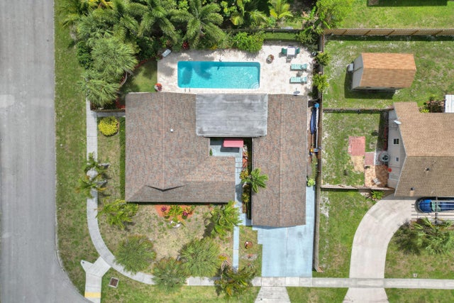 3 of 85 - 10290 Carmen Lane, Royal Palm Beach, FL