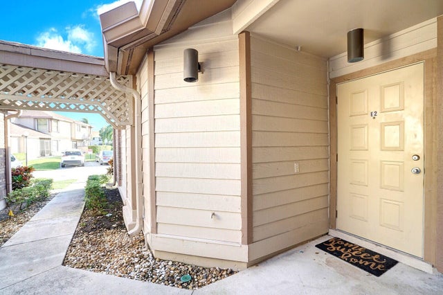 4 of 45 - 300 Crosswinds Drive #e2, Greenacres, FL