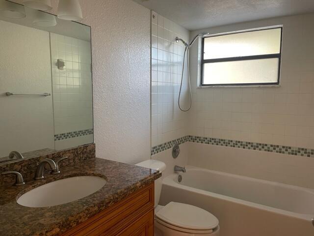 4 of 10 - 1521 Windorah Wy #h, West Palm Beach, FL