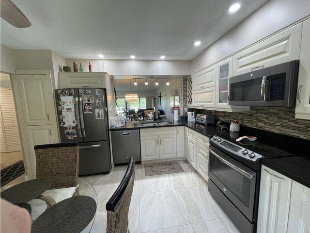 4 of 35 - 11282 Green Lake Drive #202, Boynton Beach, FL
