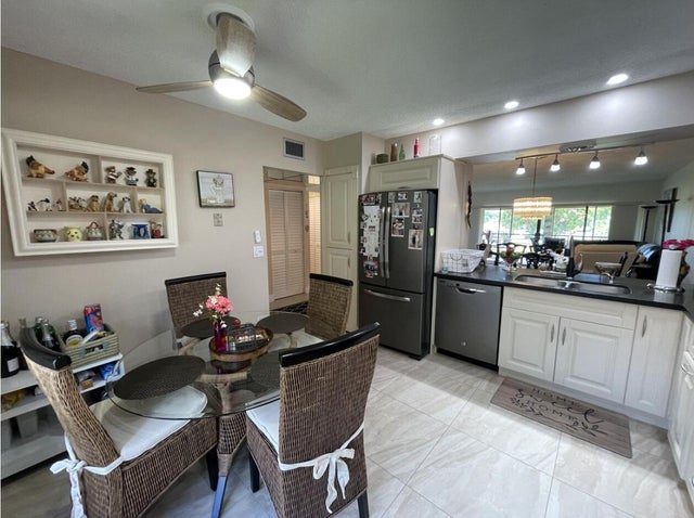 5 of 35 - 11282 Green Lake Drive #202, Boynton Beach, FL