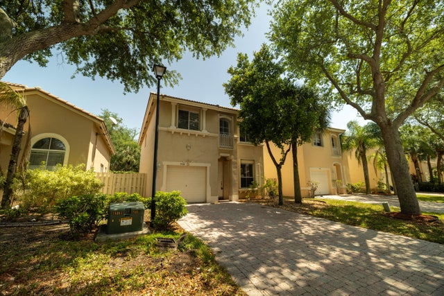 1 of 20 - 4462 Lake Tahoe Circle, West Palm Beach, FL