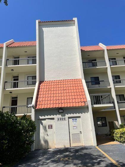 4 of 29 - 2500 Presidential Way #405, West Palm Beach, FL