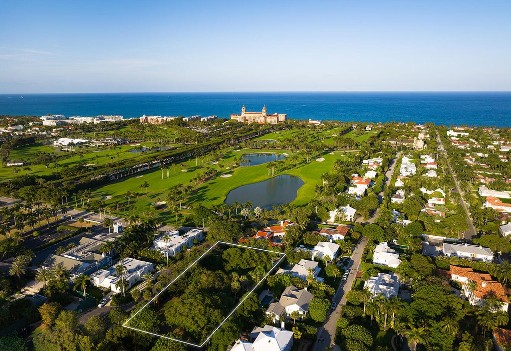 3 S Lake Trl, Palm Beach