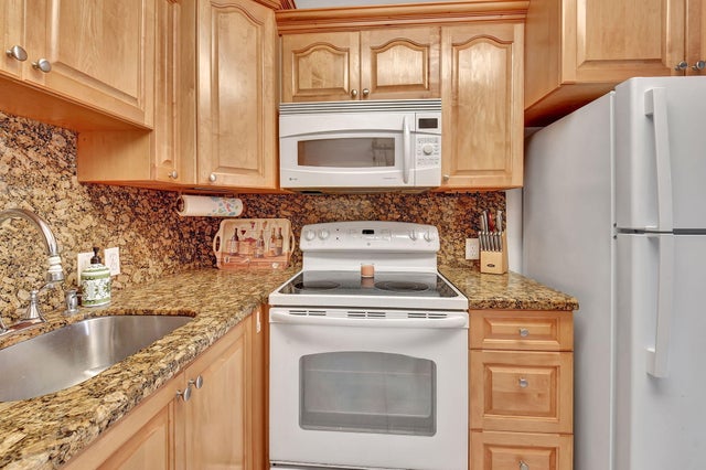 4 of 78 - 348 Fanshaw I, Boca Raton, FL