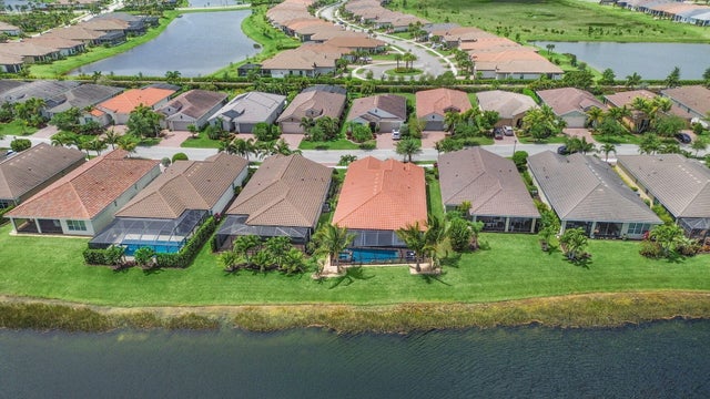 4 of 106 - 10118 Sw Indian Lilac Trail, Port Saint Lucie, FL
