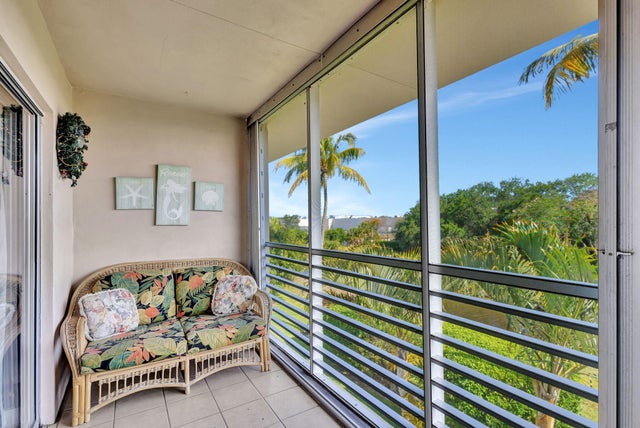 3 of 32 - 2812 Garden Drive S #308, Lake Worth, FL