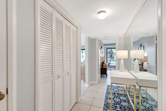 3 of 42 - 11 Se Concourse Drive #unit B, Jupiter, FL