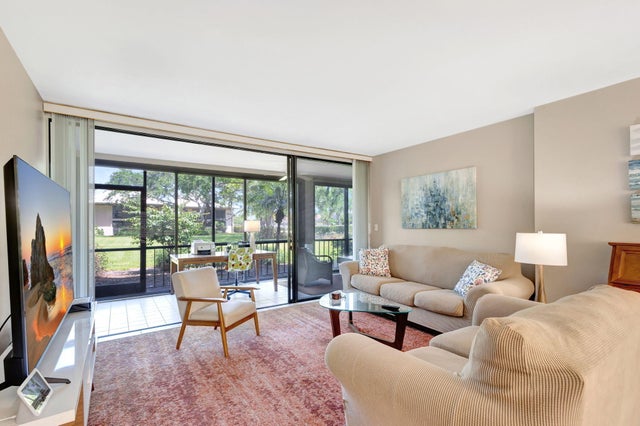 4 of 42 - 11 Se Concourse Drive #unit B, Jupiter, FL