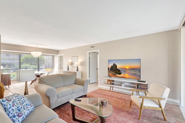 5 of 42 - 11 Se Concourse Drive #unit B, Jupiter, FL