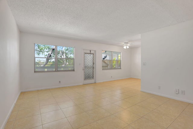5 of 59 - 3034 Oakridge D, Deerfield Beach, FL