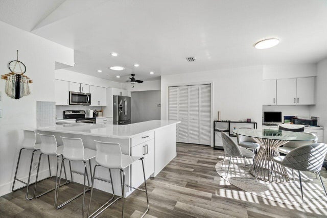 3 of 30 - 325 Knotty Wood Lane, Wellington, FL