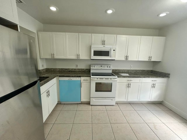 5 of 16 - 5057 Breckenridge Place #18, West Palm Beach, FL