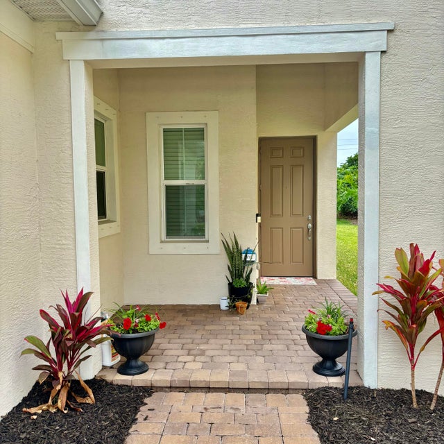 2 of 21 - 1783 Nw Cataluna Circle, Port Saint Lucie, FL