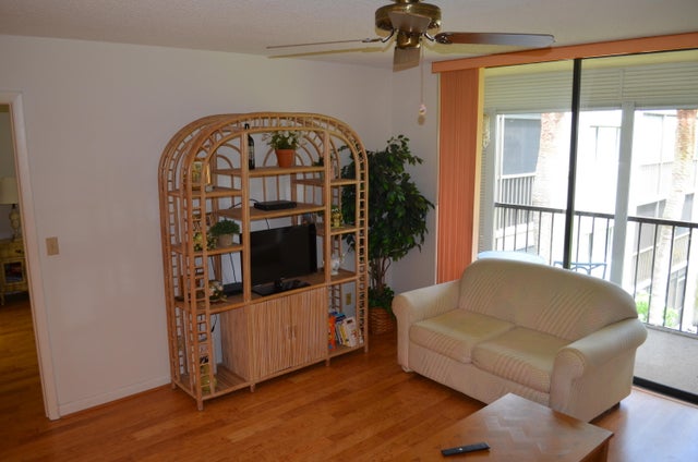 4 of 60 - 5310 Las Verdes Circle #316, Delray Beach, FL