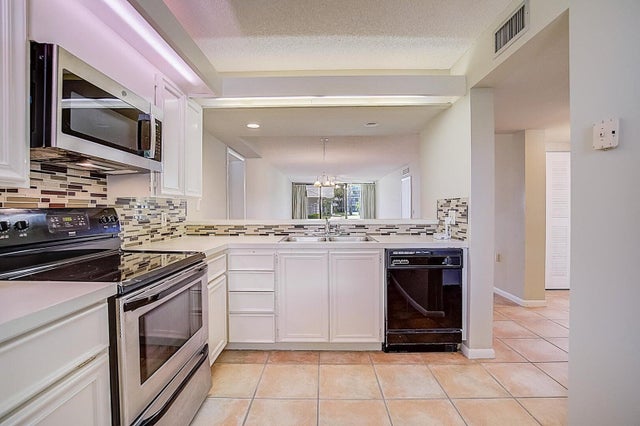 2 of 20 - 2441 Village Boulevard #102, West Palm Beach, FL