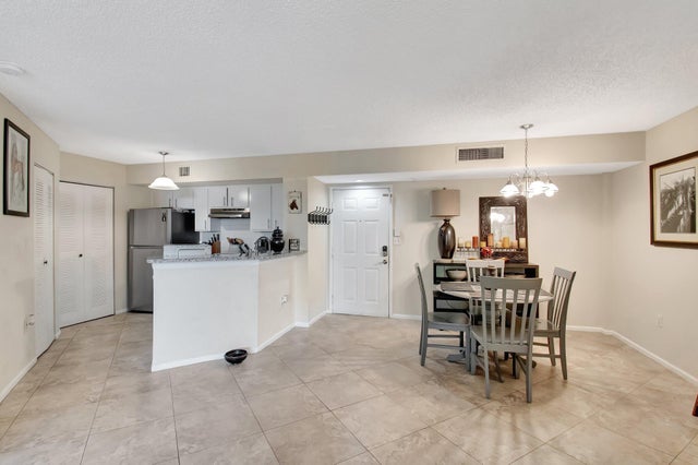 4 of 42 - 1000 Scotia Drive #204, Hypoluxo, FL