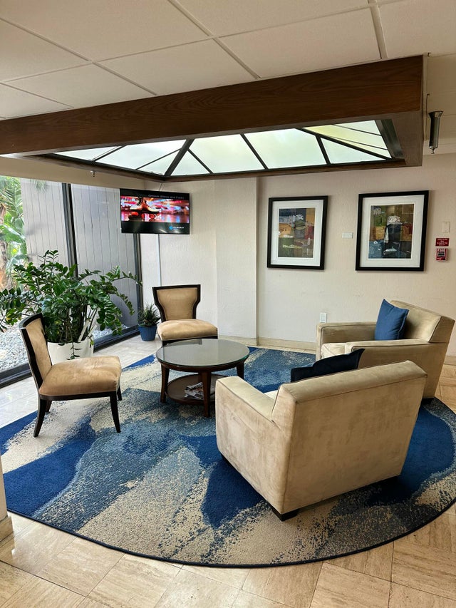 3 of 43 - 3850 Washington Street #510, Hollywood, FL