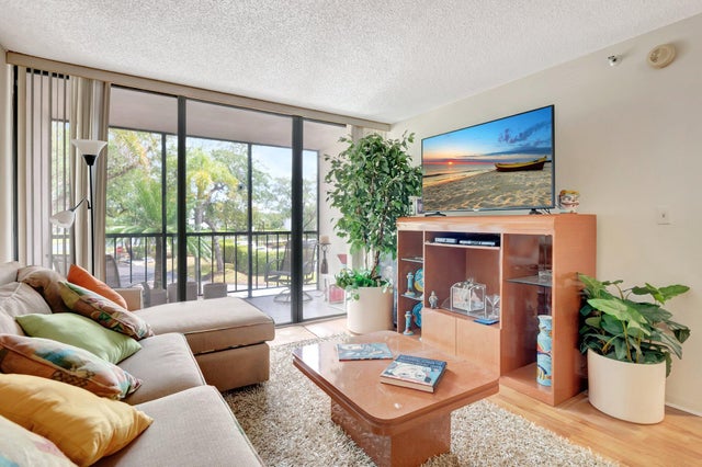 1 of 42 - 7847 Lakeside Boulevard #1023, Boca Raton, FL