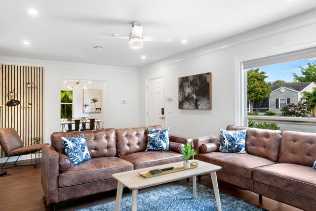 5 of 26 - 1021 N Palmway, Lake Worth Beach, FL