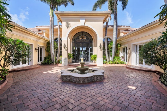 4 of 83 - 19223 Riverside Dr, Tequesta, FL