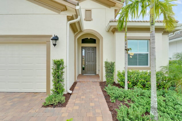 3 of 80 - 9182 Sw Pepoli Way, Port Saint Lucie, FL