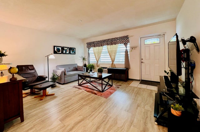 4 of 14 - 135 Dorchester F, West Palm Beach, FL