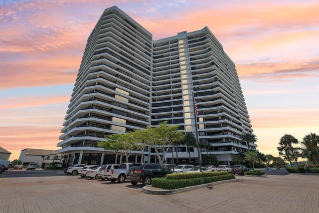 3 of 67 - 100 Lakeshore Drive #456, North Palm Beach, FL