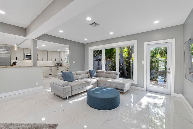 4 of 43 - 1900 Ne 16 Terrace, Fort Lauderdale, FL