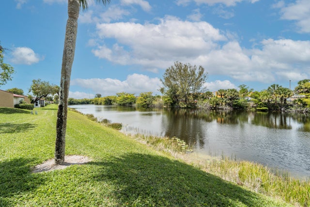 5 of 43 - 107 Lake Anne Drive, West Palm Beach, FL