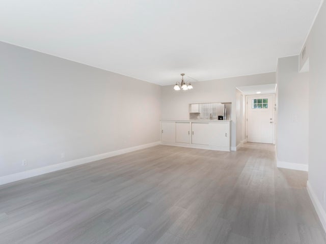 5 of 32 - 12003 Poinciana Boulevard #103, Royal Palm Beach, FL