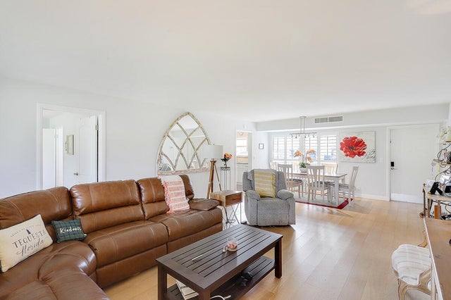 3 of 30 - 1 Se Turtle Creek Drive #a, Jupiter, FL