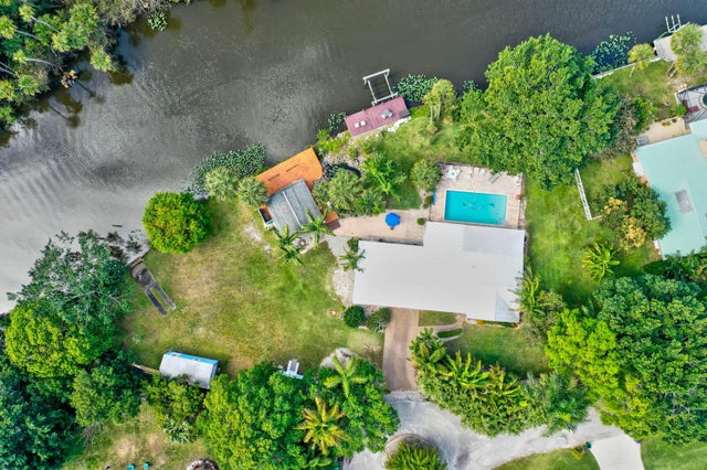 2 of 33 - 108 Ne Carlisle Lane, Port Saint Lucie, FL