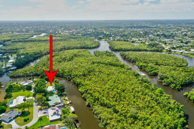 4 of 33 - 108 Ne Carlisle Lane, Port Saint Lucie, FL