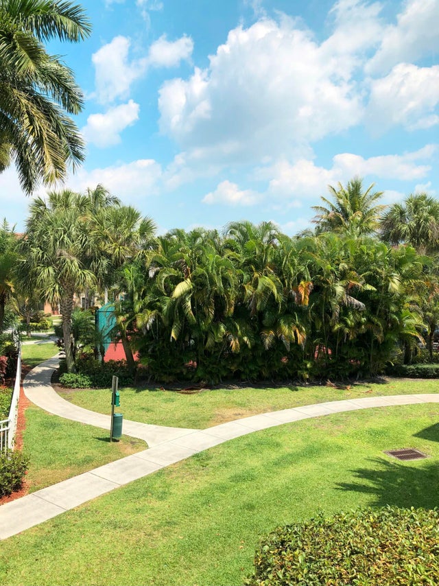 2 of 19 - 6450 Emerald Dunes Drive #301, West Palm Beach, FL