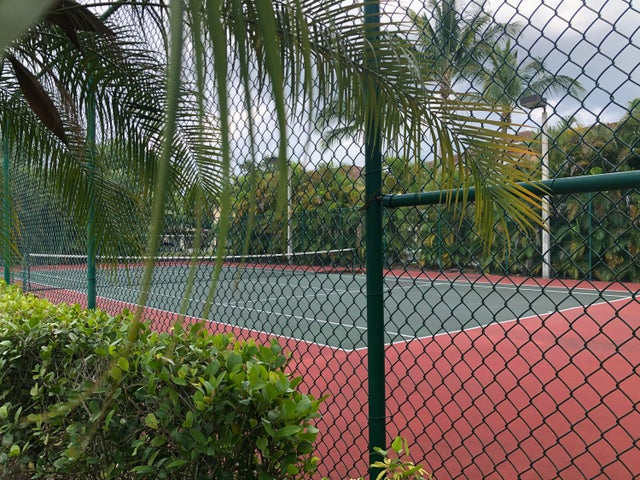 4 of 19 - 6450 Emerald Dunes Drive #301, West Palm Beach, FL