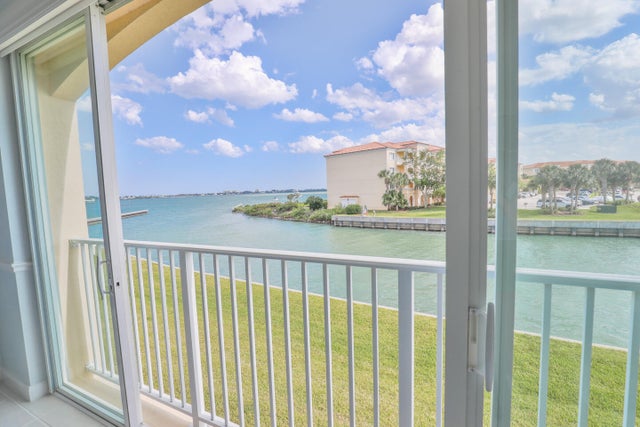 2 of 100 - 5 Harbour Isle Drive E #202, Fort Pierce, FL