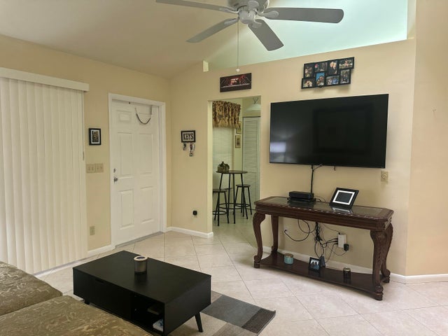 3 of 19 - 6531 Se Federal Highway #k-202, Stuart, FL