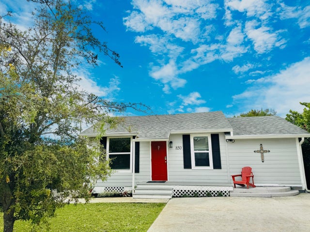 1 of 1 - 850 Green Street Street, West Palm Beach, FL
