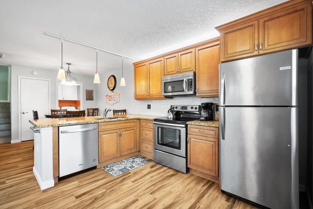 Photo of Listing #RX-11081172