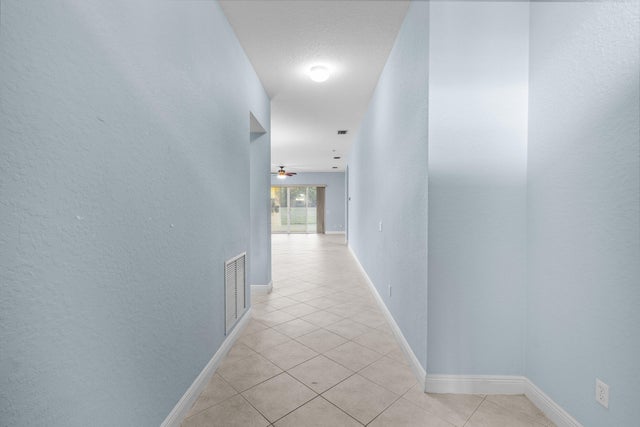 5 of 36 - 1877 Grey Falcon Cir Sw, Vero Beach, FL
