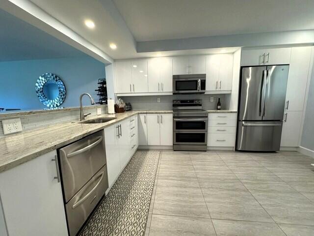 3 of 17 - 12870 Briarlake 201 Drive #201, Palm Beach Gardens, FL