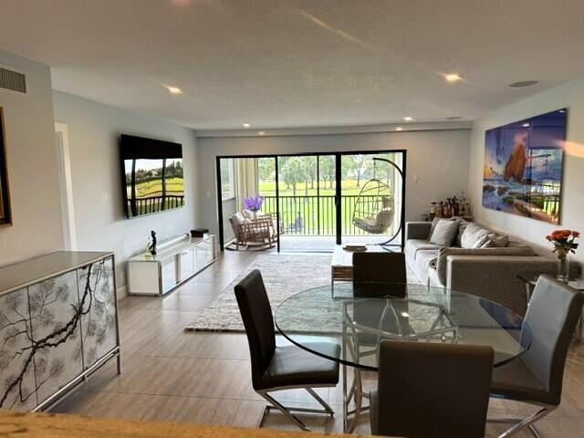 5 of 17 - 12870 Briarlake 201 Drive #201, Palm Beach Gardens, FL