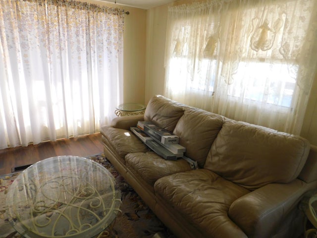 4 of 9 - 40 Tangerine Avenue, Fort Pierce, FL