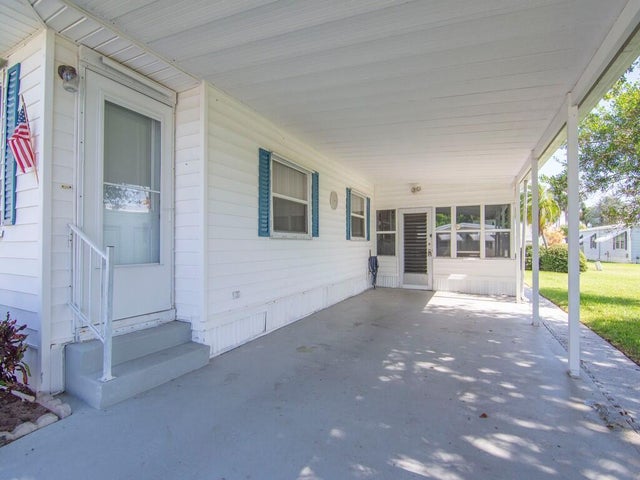 2 of 34 - 264 Ne Cameo Way, Jensen Beach, FL