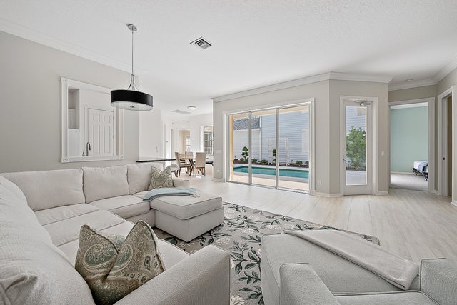 3 of 19 - 248 Honeysuckle Drive, Jupiter, FL