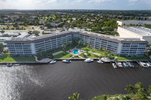1 of 53 - 390 N Federal Highway #204, Deerfield Beach, FL