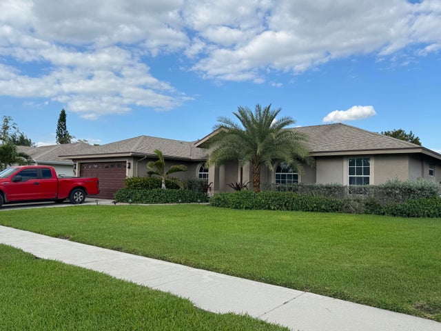 2 of 20 - 215 Monterey Way, Royal Palm Beach, FL