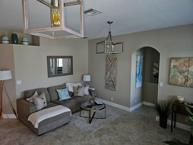 4 of 34 - 2316 Sw Naomi Avenue, Port Saint Lucie, FL