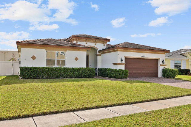 2 of 51 - 7222 Nw Farnsworth Circle, Port Saint Lucie, FL